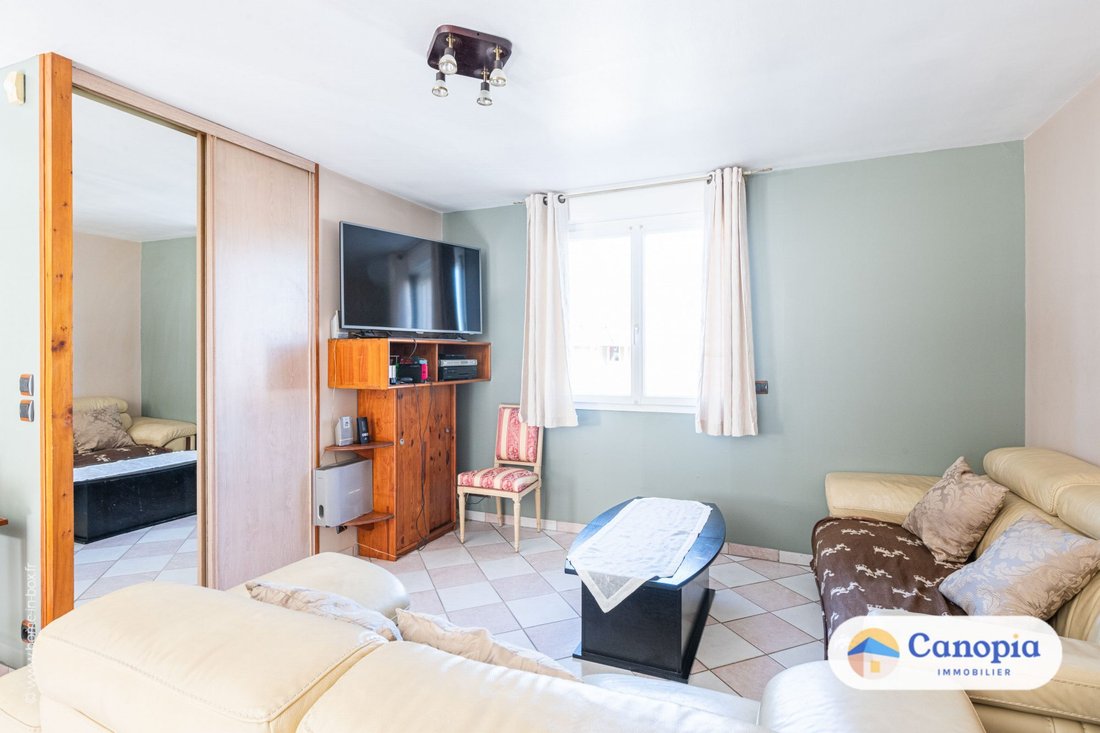 House in Villejuif, Ile-de-France, France 5 - 16224628