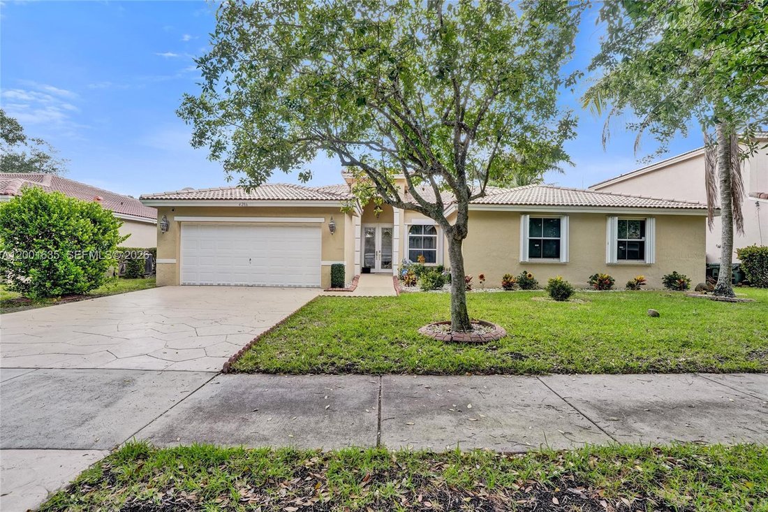 House in Coconut Creek, Florida, United States 2 - 17812273