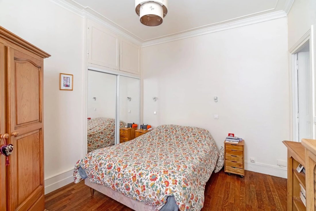 Apartment in Henri Barbusse, Levallois-Perret, France 5 - 17814474