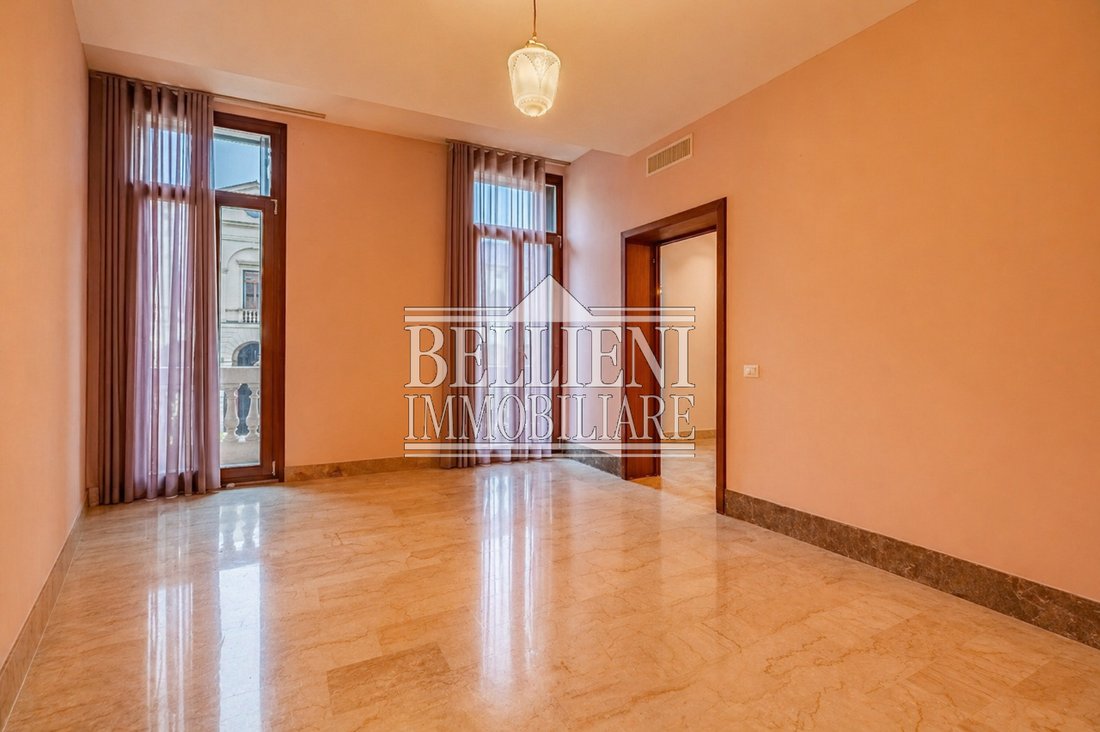 Apartment in Center, Vicenza, Veneto 2 - 17064931