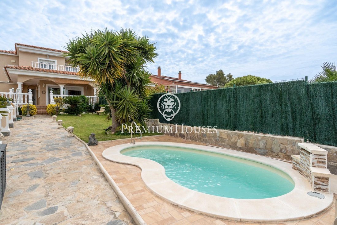 House in Sant Pere de Ribes, Catalonia, Spain 1 - 17812350