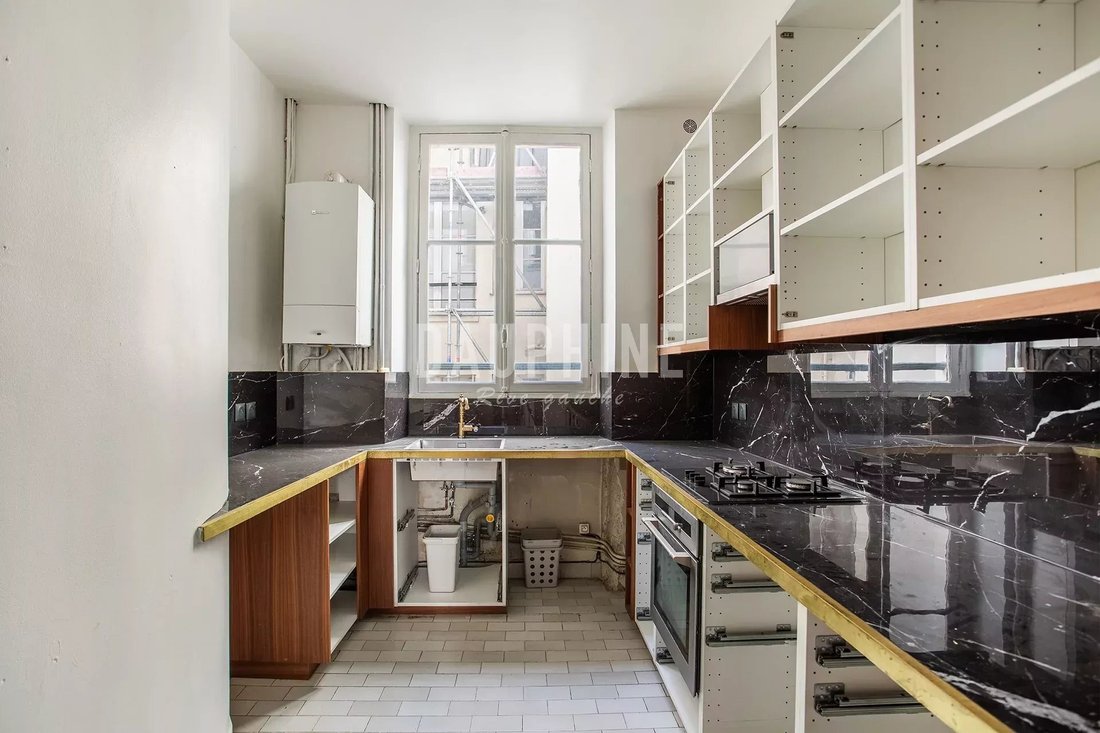 Apartment in Paris 1er Arrondissement, Paris, France 2 - 17814508