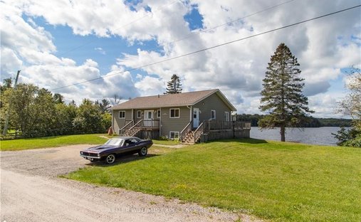 House in North Bay, Ontario, Canada 1