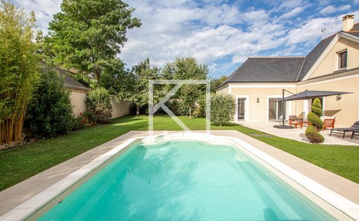 Villa in Soucelles, Rives-du-Loir-en-Anjou, France 1