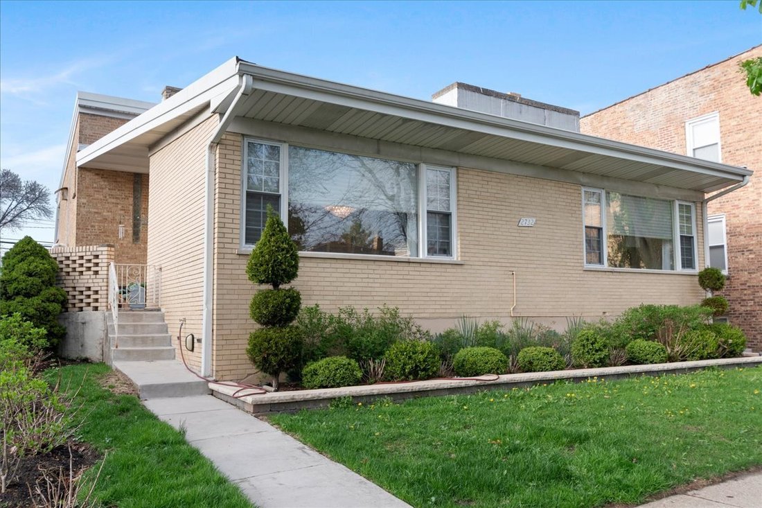 House in Chicago, Illinois, United States 2 - 17815478