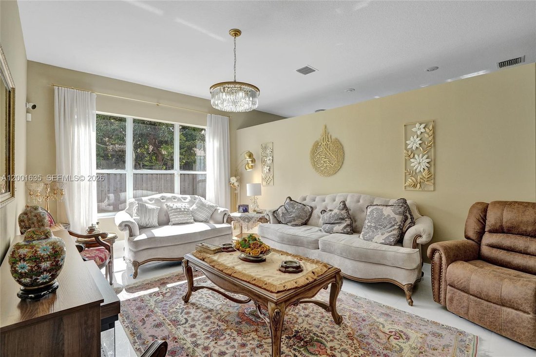 House in Coconut Creek, Florida, United States 4 - 17812273