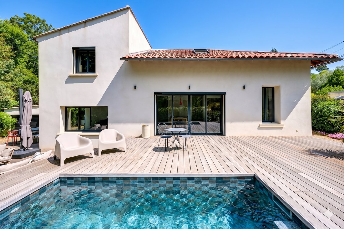 Townhouse in Le Tholonet, Provence-Alpes-Côte d'Azur, France 4 - 17813998
