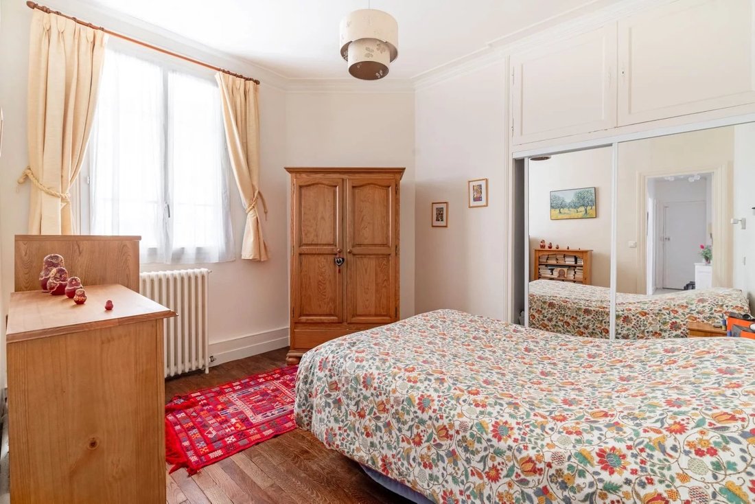 Apartment in Henri Barbusse, Levallois-Perret, France 4 - 17814474