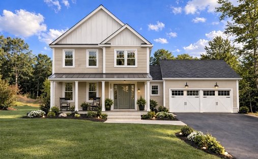 House in Douglas, Massachusetts, United States 1