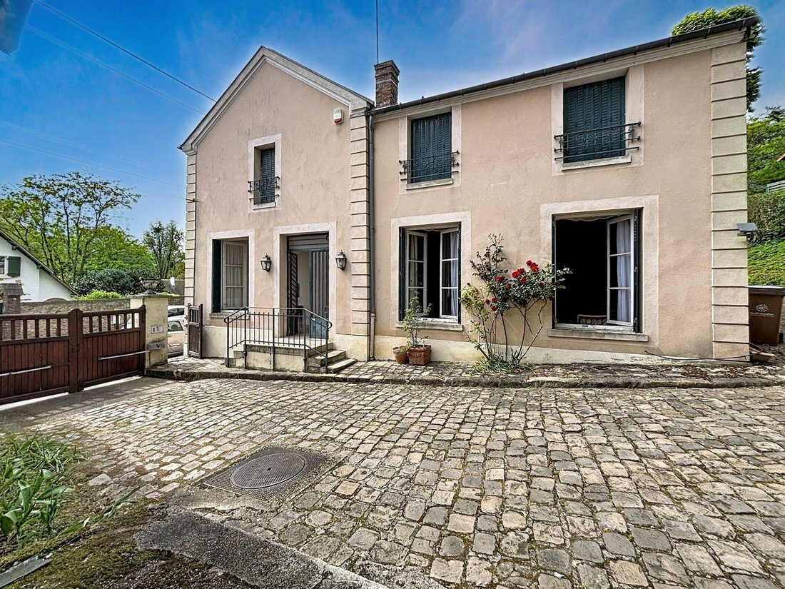 House in Jouy Centre-Petit Jouy, Jouy-en-Josas, France 2 - 17815553