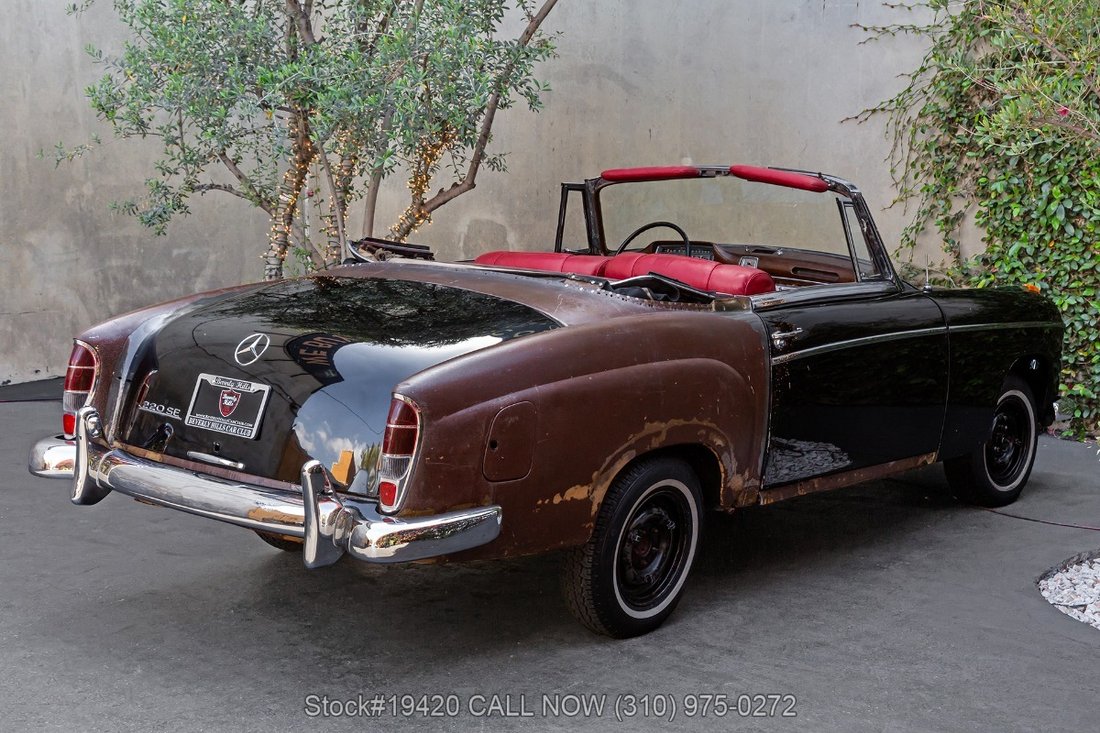 Mercedes-Benz 220SE in Los Angeles, CA 5 - 17810702