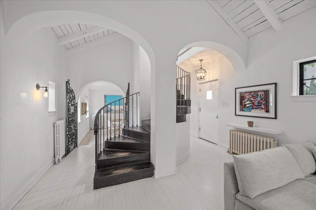 House in Winnetka, Illinois, United States 2 - 17815779