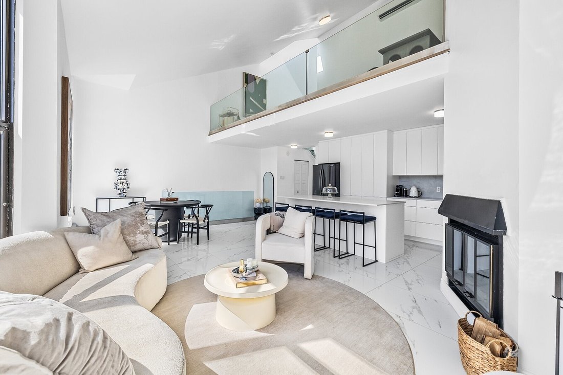 Condo in Montréal, Quebec, Canada 1 - 17802909