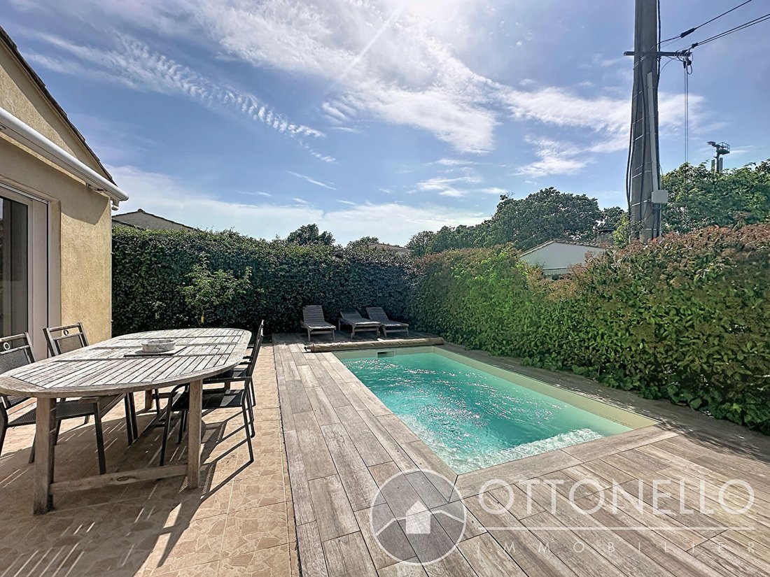 Villa in Ecarts, Roquebrune-sur-Argens, France 1 - 17556678