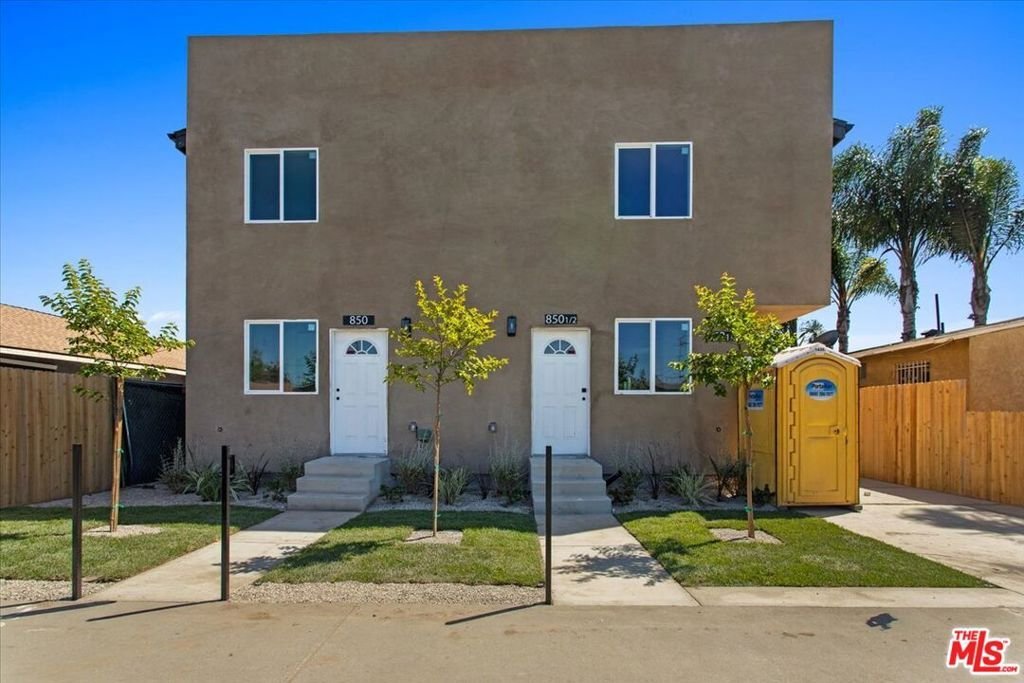 Los Angeles, California, United States 1 - 17812057