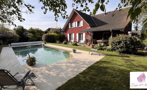 House in Saint-Bernard, Grand Est, France 1