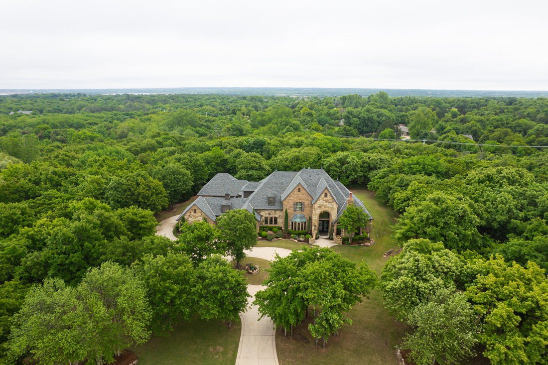 House in Edmond, Oklahoma, United States 1 - 17810999