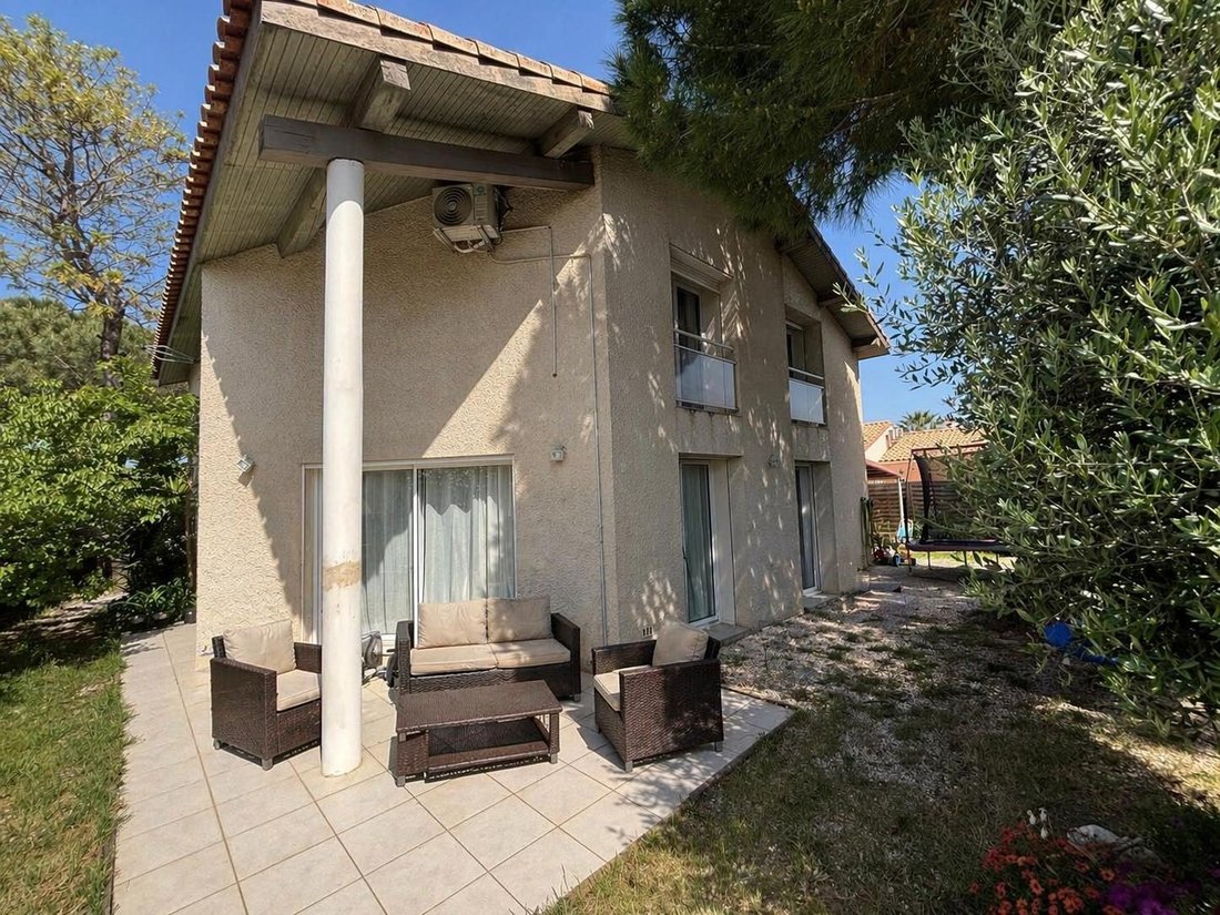 Villa in Saint-Cyprien, Occitania, France 4 - 17815524