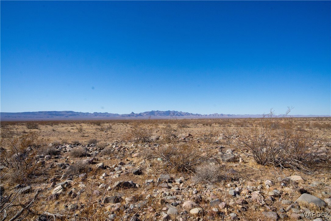 Farm Ranch in Golden Valley, Arizona, United States 1 - 17815032