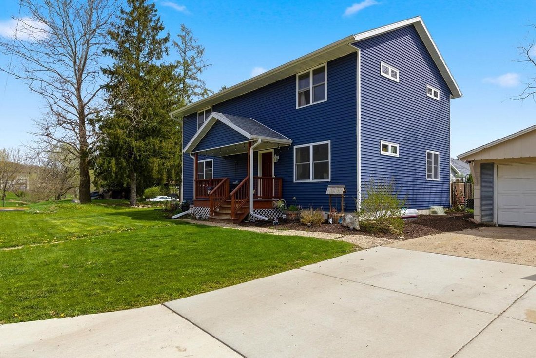 House in Cross Plains, Wisconsin, United States 5 - 17812232