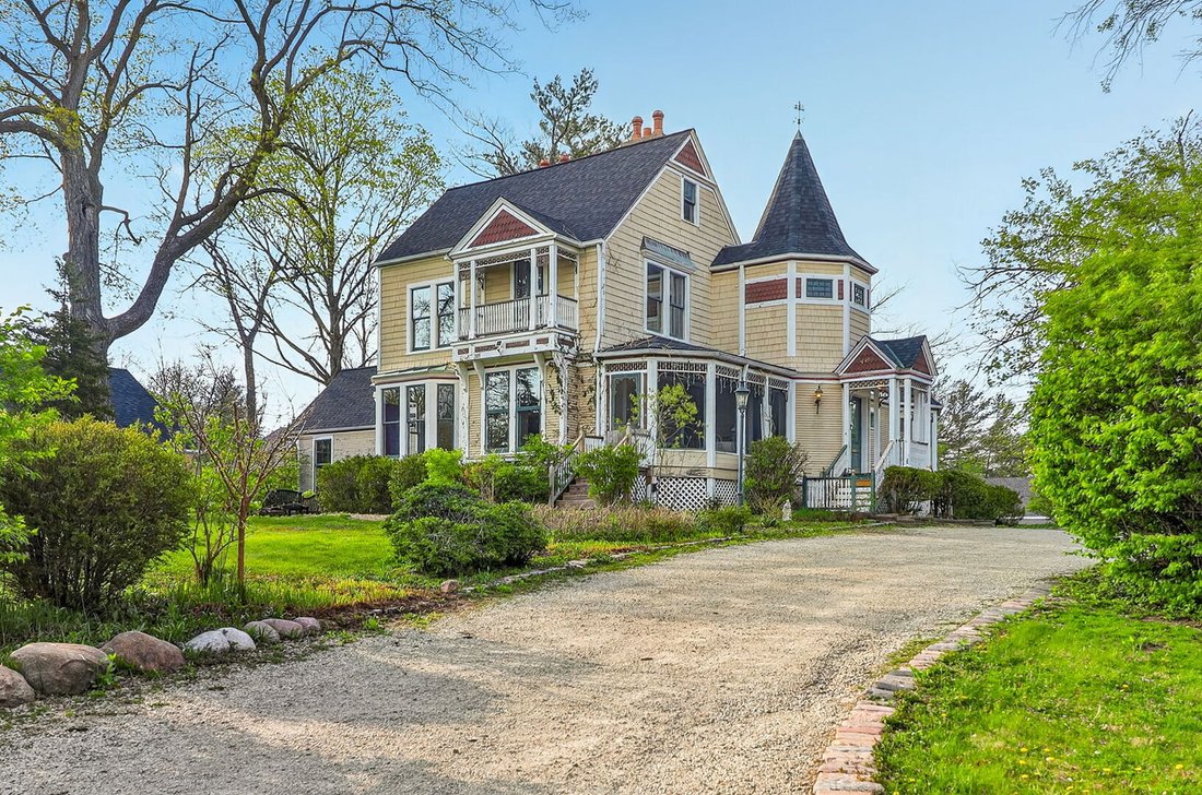 House in Downers Grove, Illinois, United States 4 - 17813347