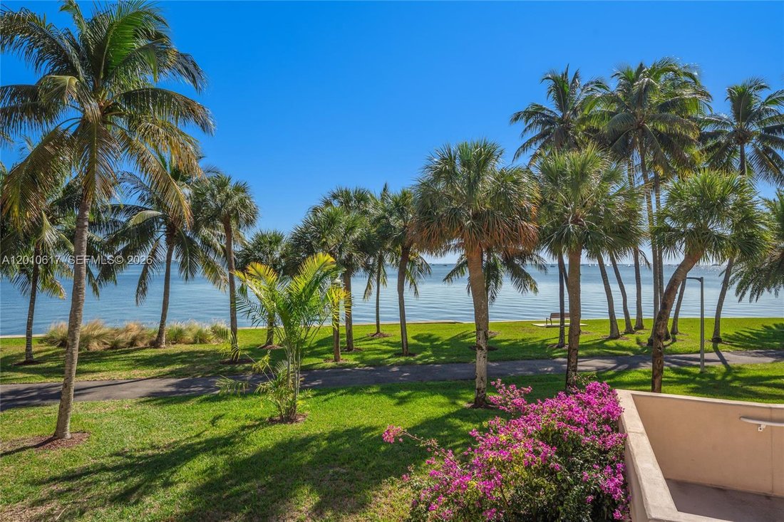 Condo in Miami, Florida, United States 4 - 17812304