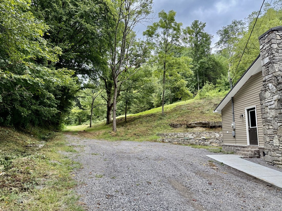 House in Woodbury, Tennessee, United States 3 - 17812444