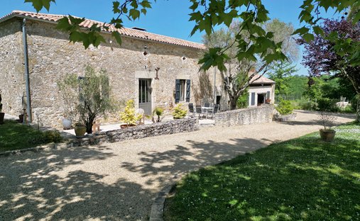 Villa in Gensac, Nouvelle-Aquitaine, France 1