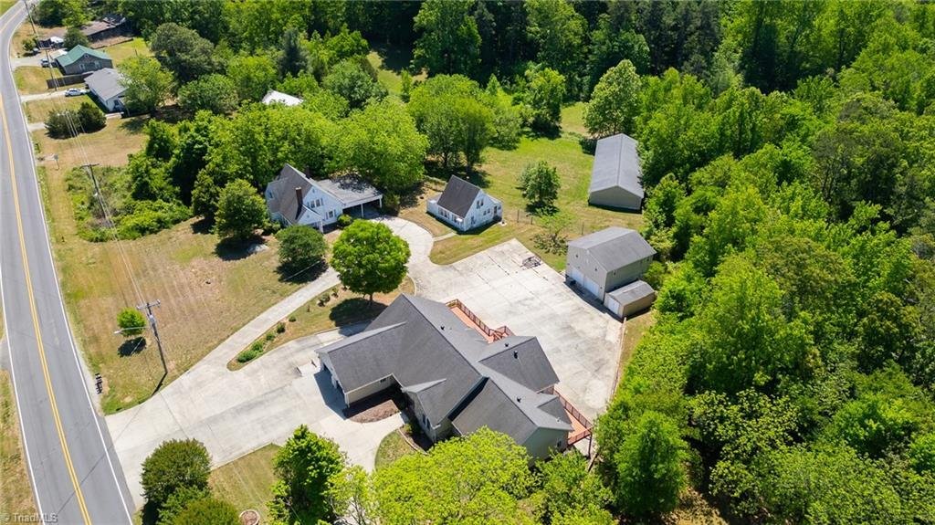 Thomasville, North Carolina, United States 4 - 17811782