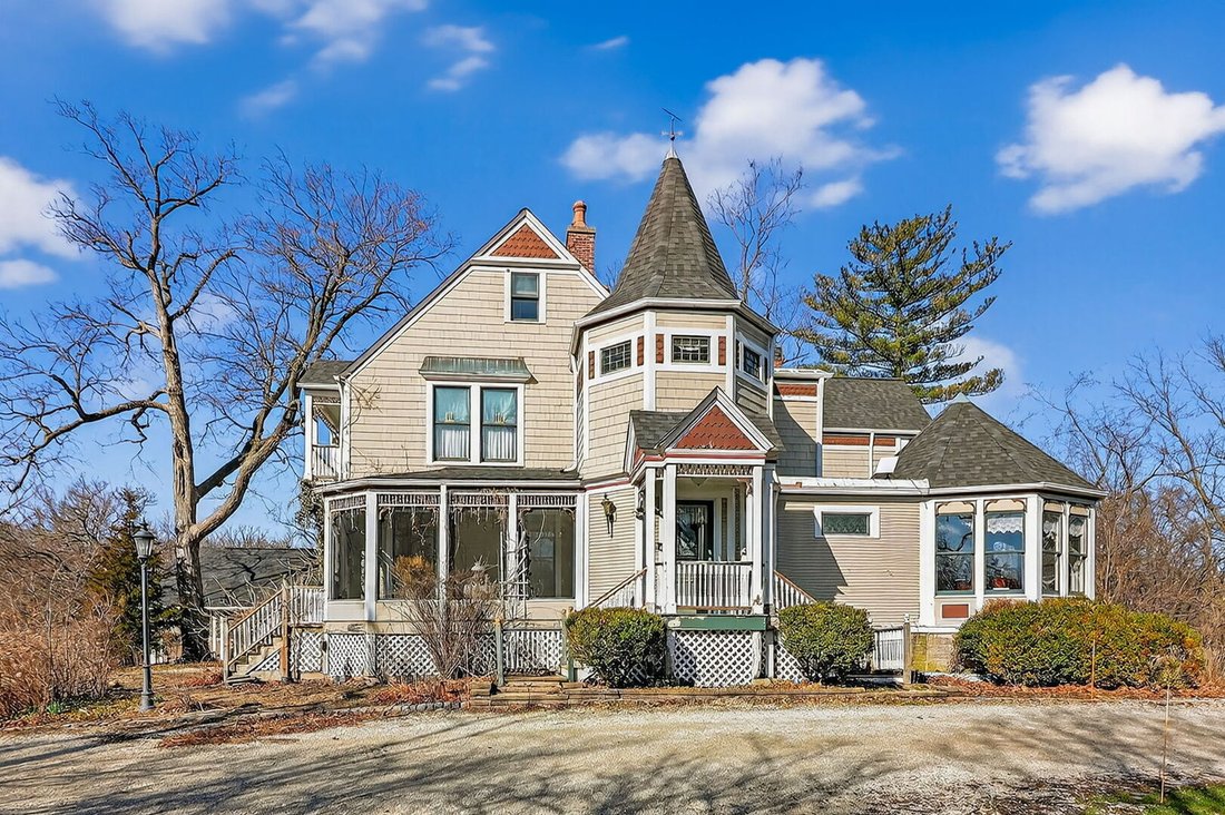 House in Downers Grove, Illinois, United States 1 - 17813347