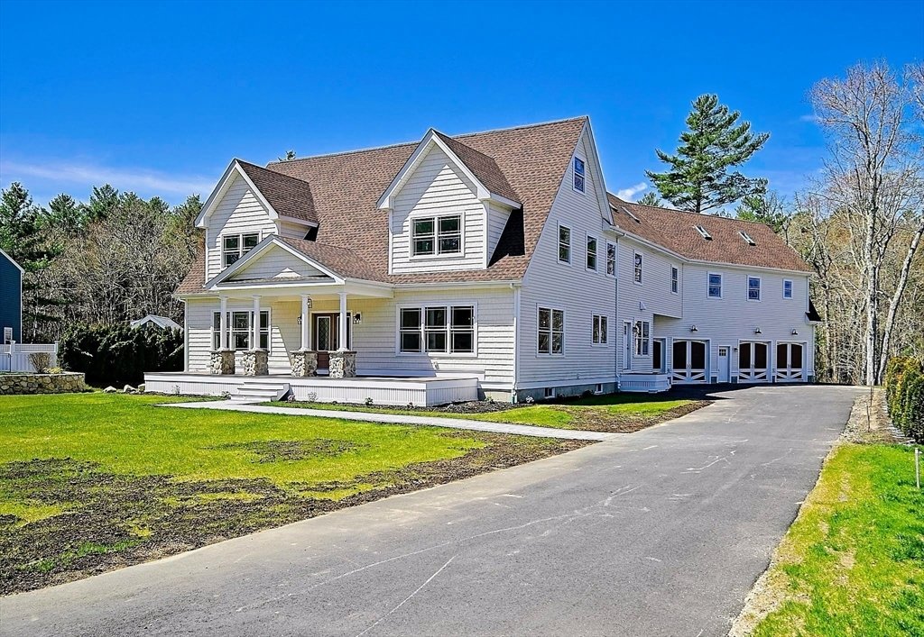 House in Mattapoisett, Massachusetts, United States 1 - 17814883