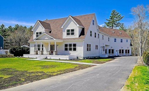 House in Mattapoisett, Massachusetts, United States 1