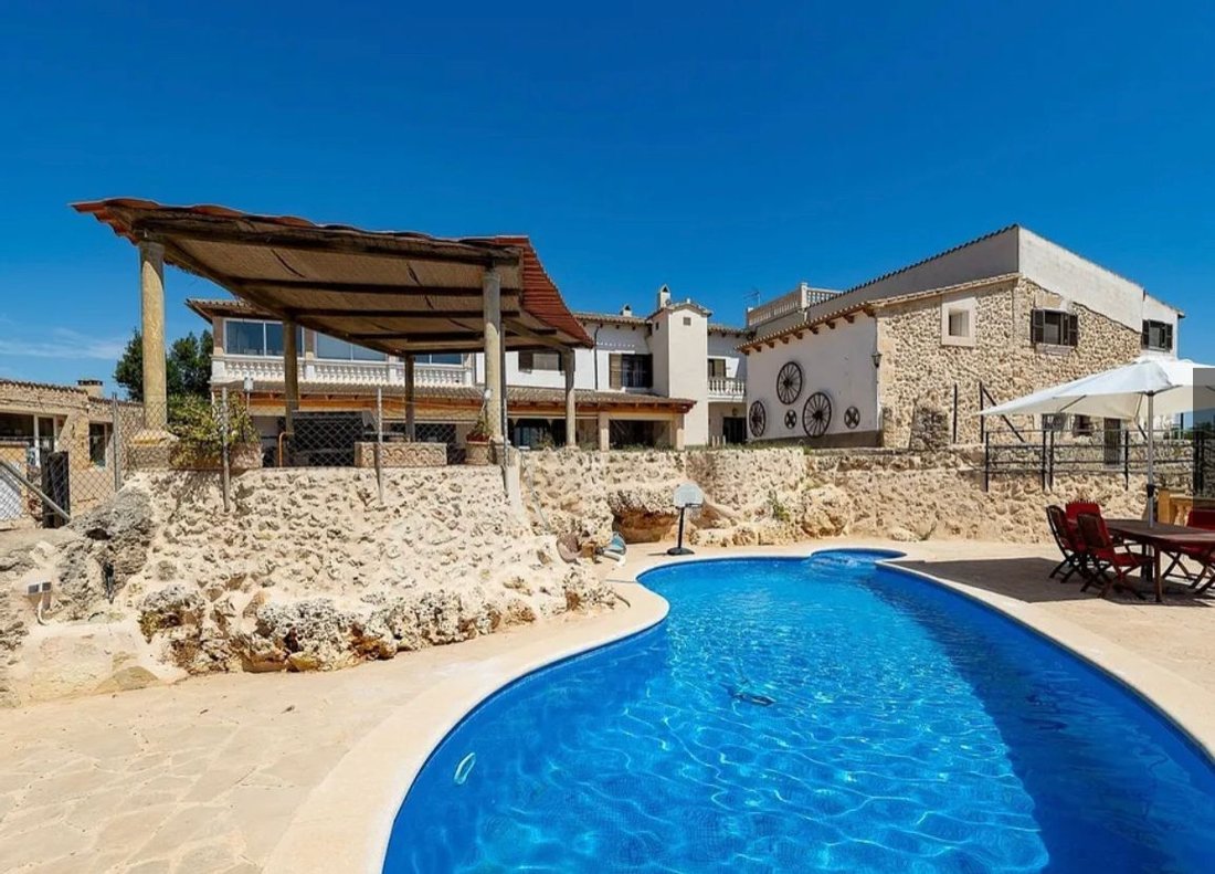 Finca in Lloret de Vistalegre, Balearic Islands, Spain 3 - 17795189