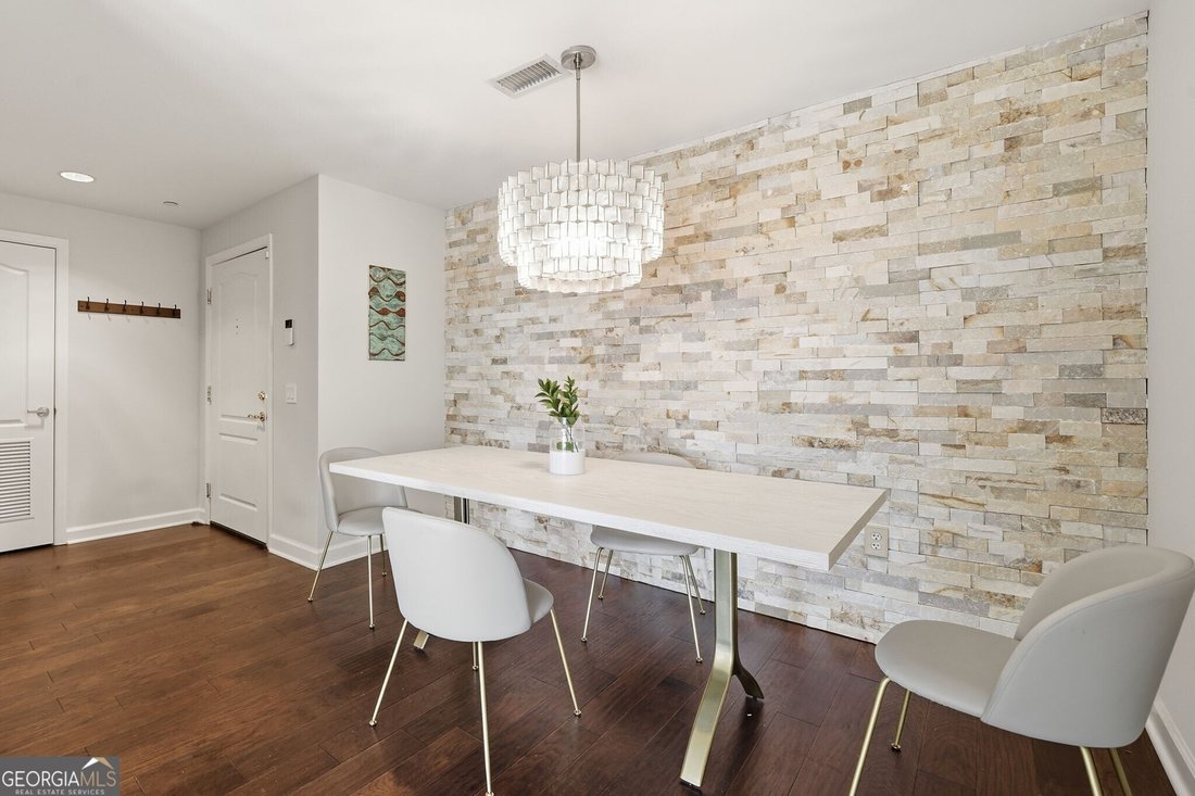 Condo in Atlanta, Georgia, United States 2 - 17813626