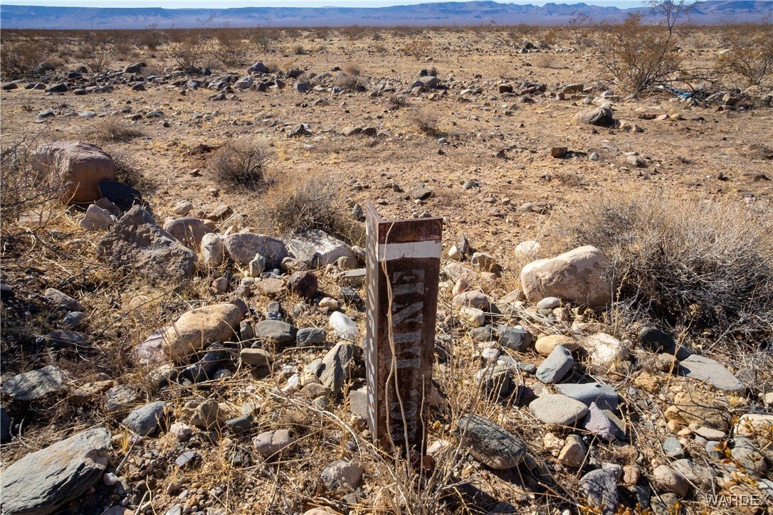 Farm Ranch in Golden Valley, Arizona, United States 5 - 17815032