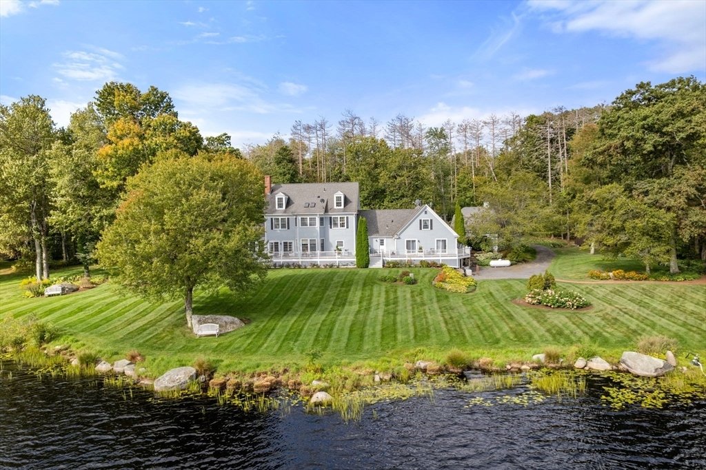 House in Petersham, Massachusetts, United States 2 - 17811269
