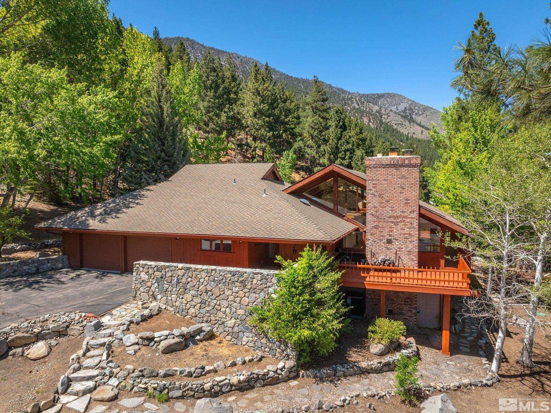 House in Genoa, Nevada, United States 1 - 17811635
