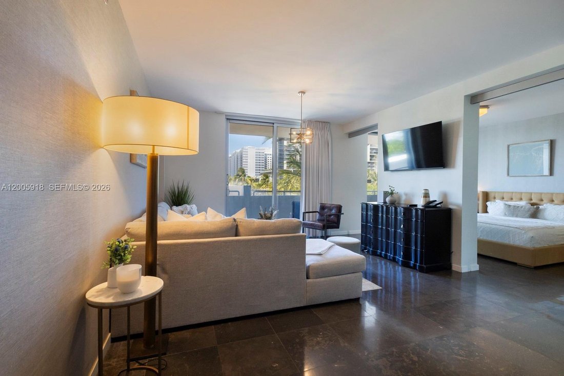Condo in Miami Beach, Florida, United States 3 - 17813619