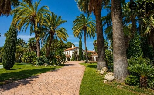 Villa in Novelda, Valencian Community, Spain 1