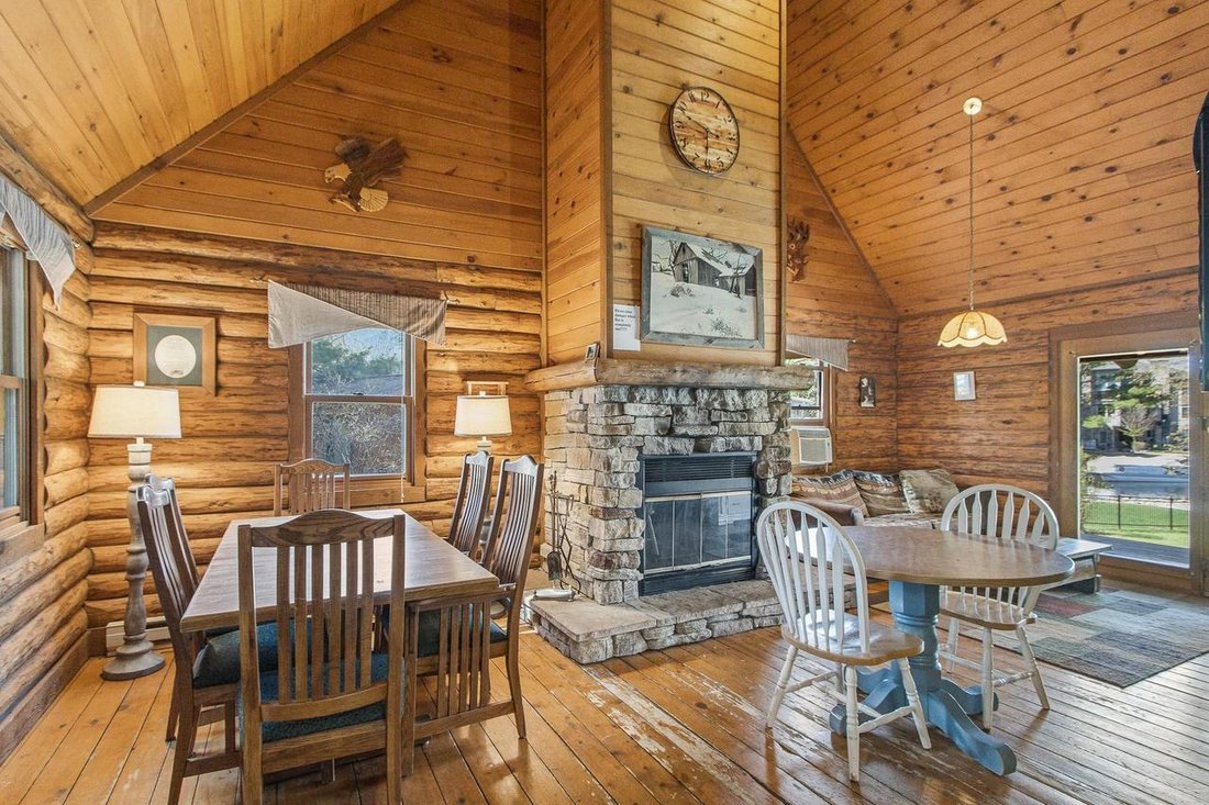 House in Wisconsin Dells, Wisconsin, United States 5 - 17812203