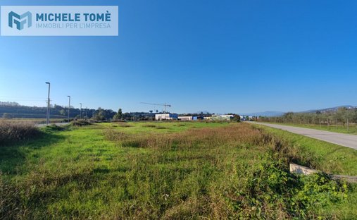 Terreno a Bardolino, Veneto, Italia 1