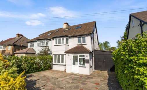 Haus in Epsom and Ewell, England 1