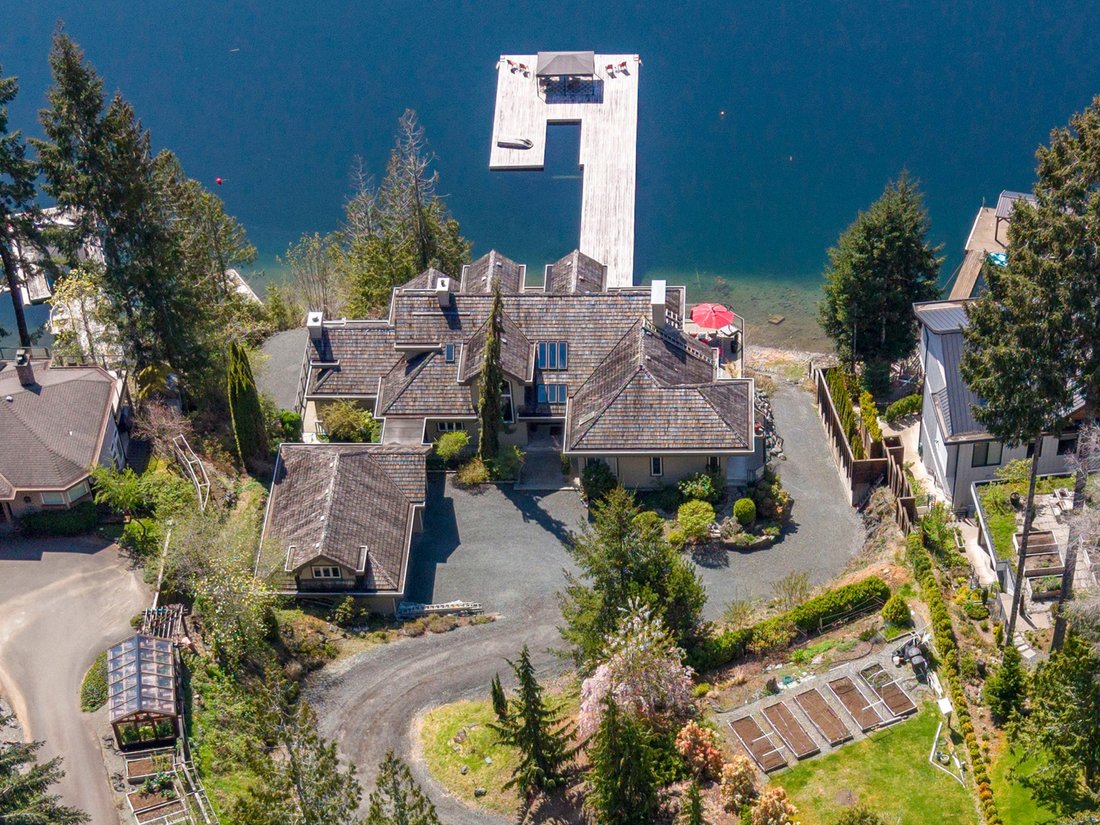 House in Port Alberni, British Columbia, Canada 1 - 17821849