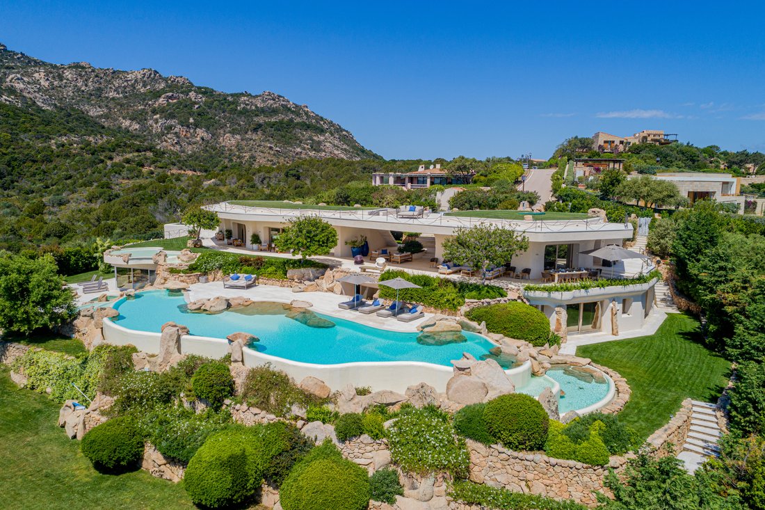Villa à Marina di Porto Cervo, Arzachena, Italie 3 - 17810334