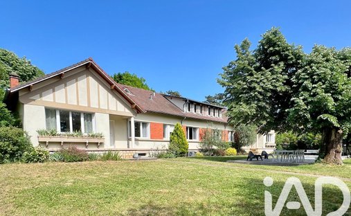 Casa en Bourges, Centro, Francia 1
