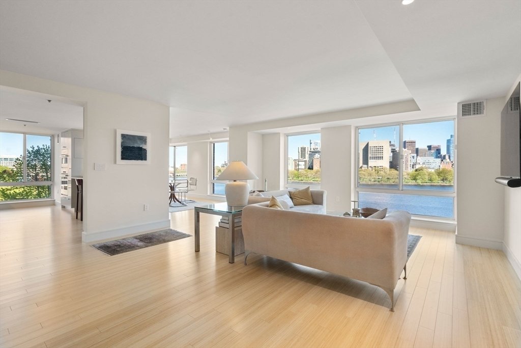 Condo in Cambridge, Massachusetts, United States 4 - 17828153
