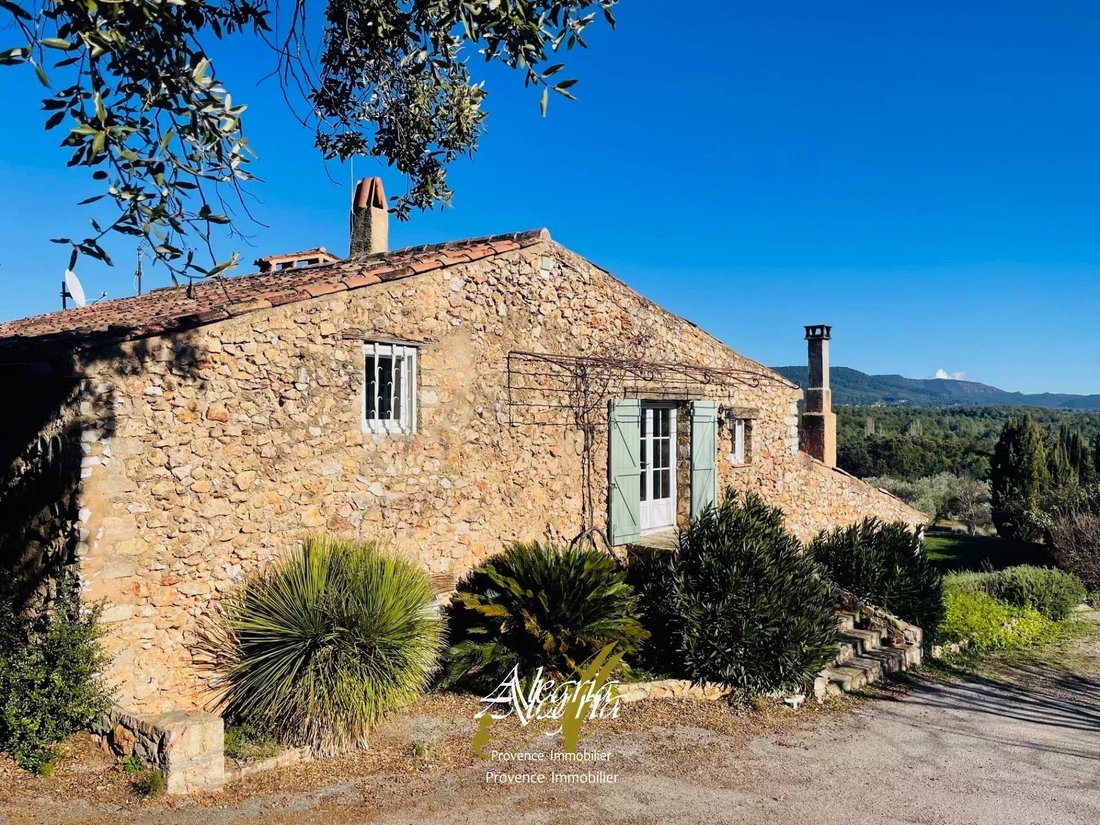 Estate in Moissac-Bellevue, Provence-Alpes-Côte d'Azur, France 4 - 15419902