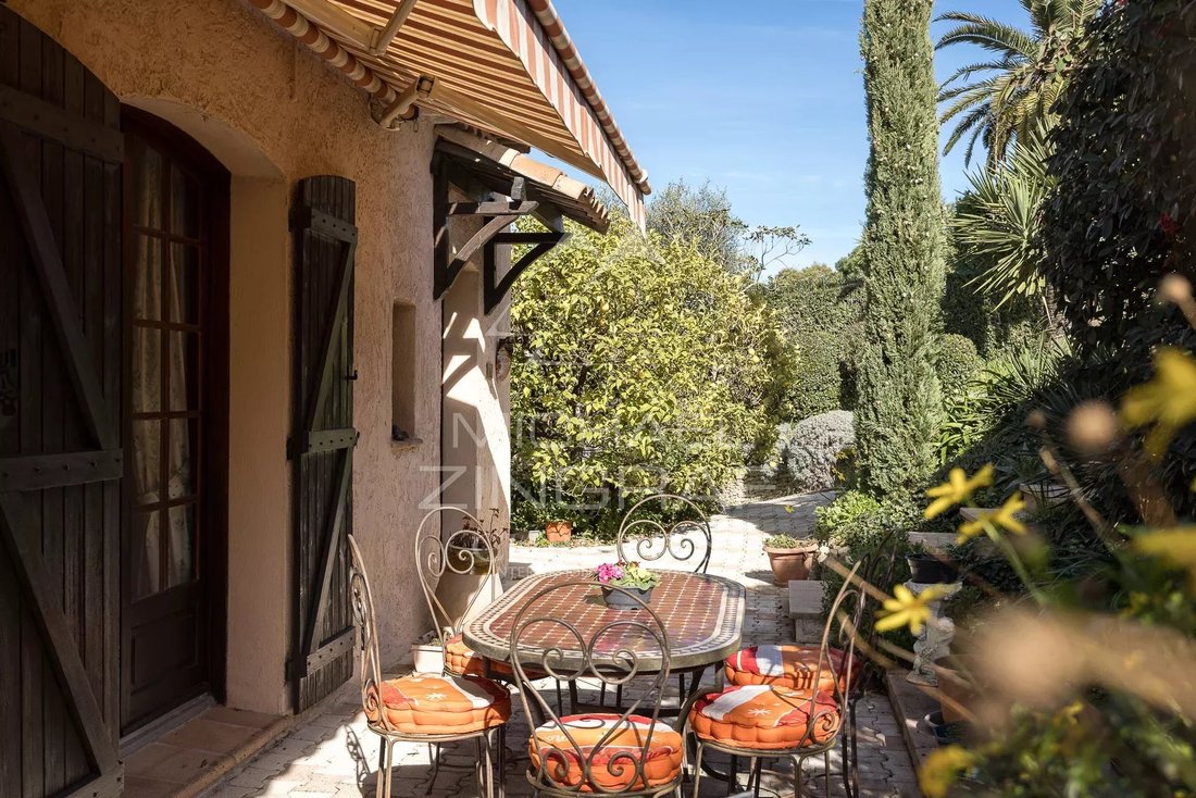 House in La Maure-Super Cannes, Vallauris, France 4 - 15289403