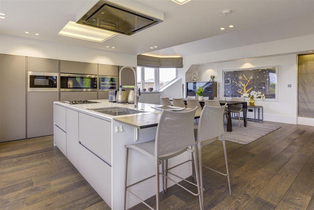 Apartment in Hampstead, Camden, England 4 - 16741249