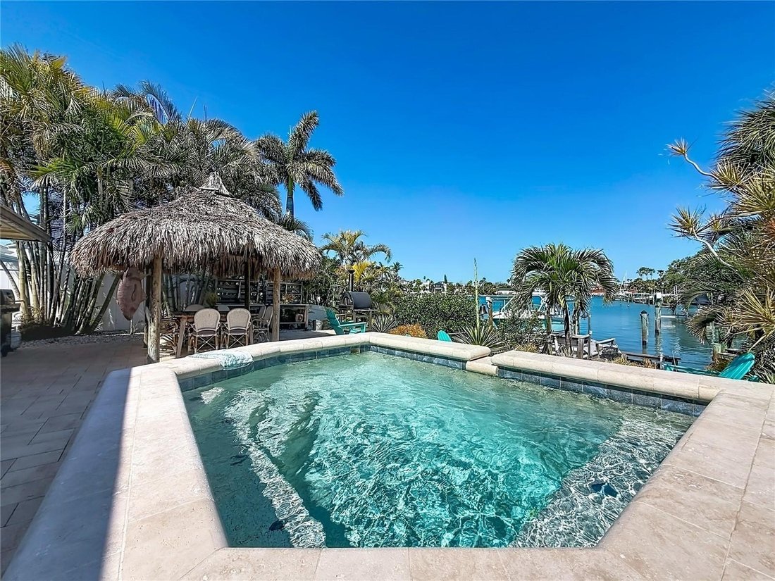House in St. Pete Beach, Florida, United States 4 - 17834831
